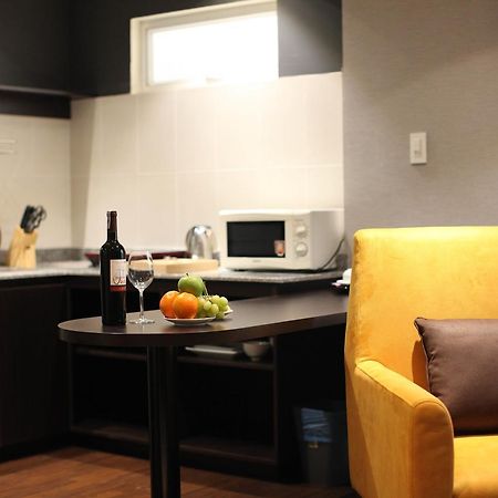 Compass Living Joy Aparthotel Ho Chi Minh-stad Buitenkant foto