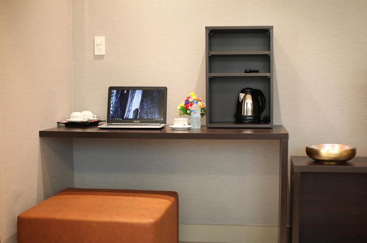 Compass Living Joy Aparthotel Ho Chi Minh-stad Buitenkant foto
