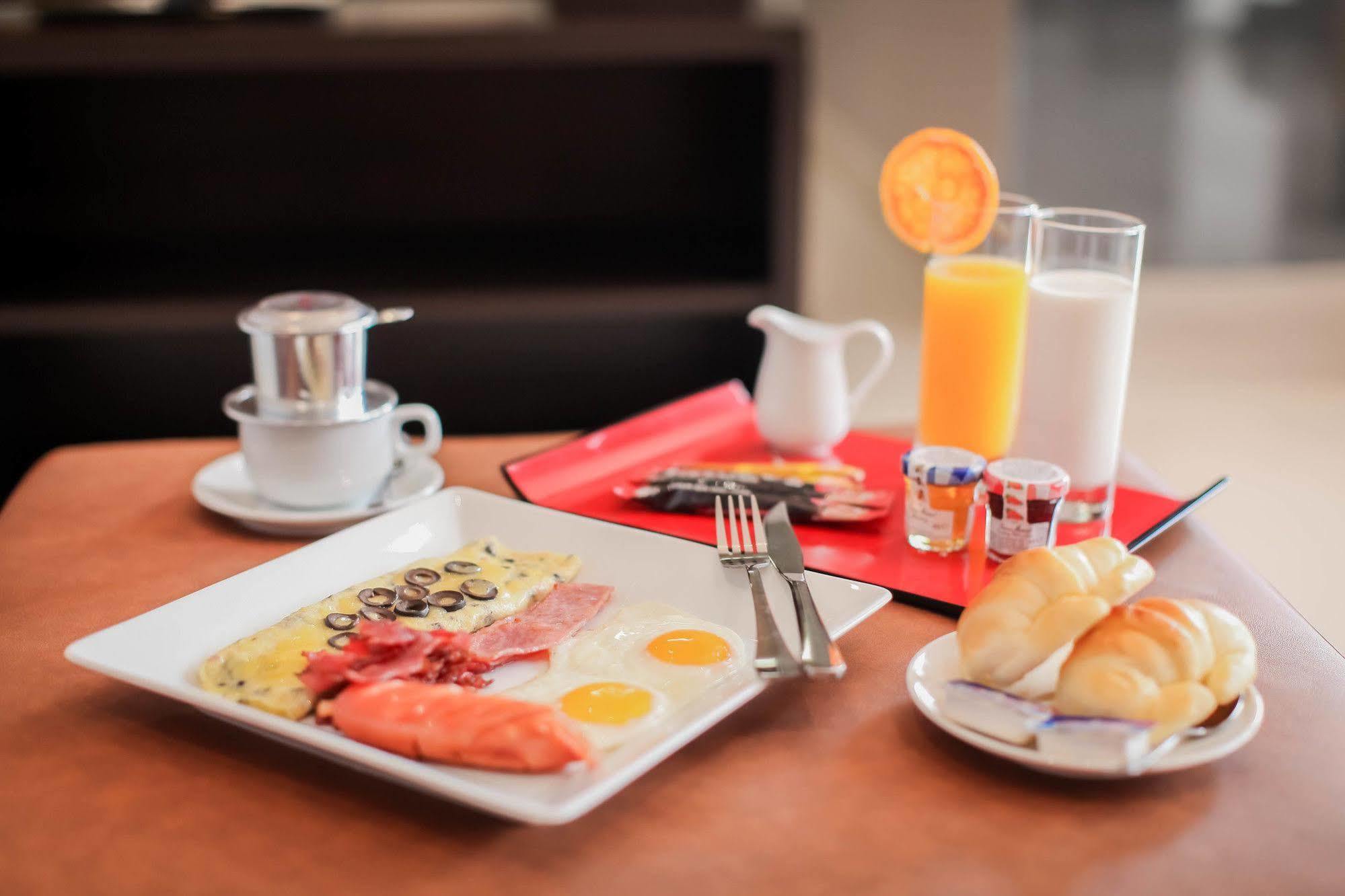 Compass Living Joy Aparthotel Ho Chi Minh-stad Buitenkant foto