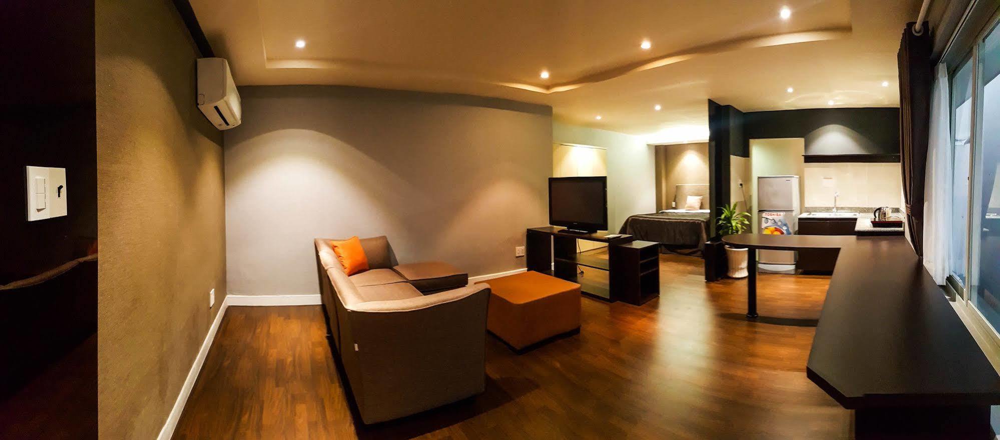 Compass Living Joy Aparthotel Ho Chi Minh-stad Buitenkant foto